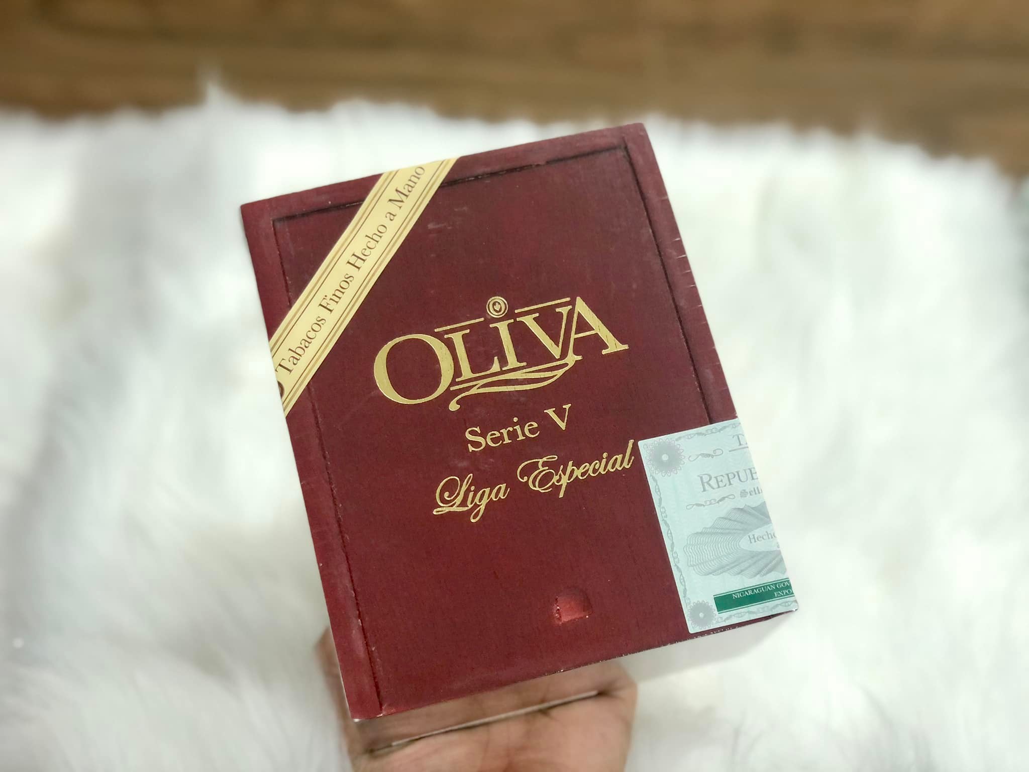 Xì Gà Oliva Serie V Liga Especial No.4-Hộp 24 Điếu