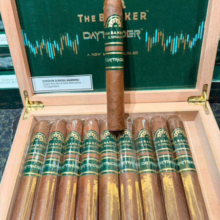 Xì Gà H.Upmann The Banker Daytrader Toro Hộp 10 Điếu.3